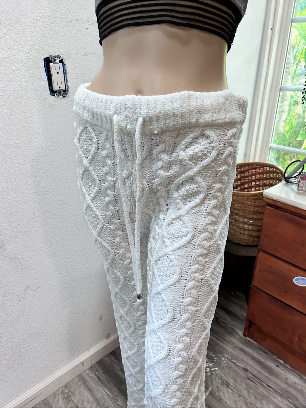 POL thick cable knight white pants - Picture 12 of 16
